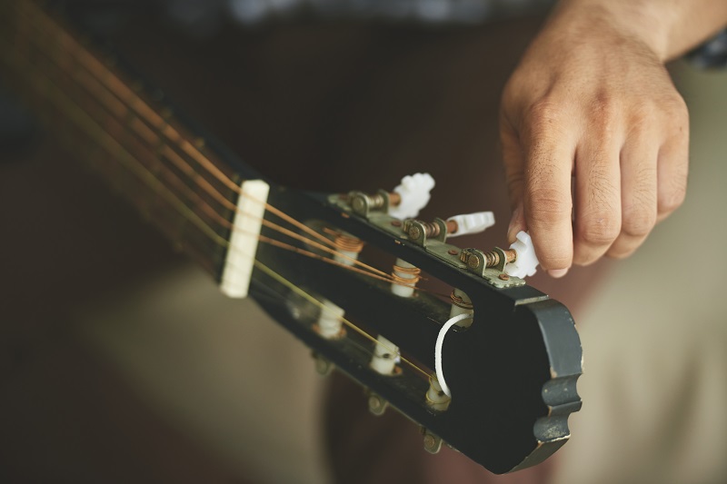 What Is the Headstock on a Guitar